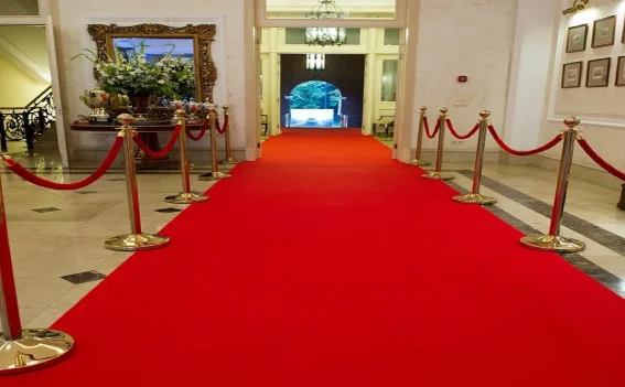 Best red exhibition carpet (1)