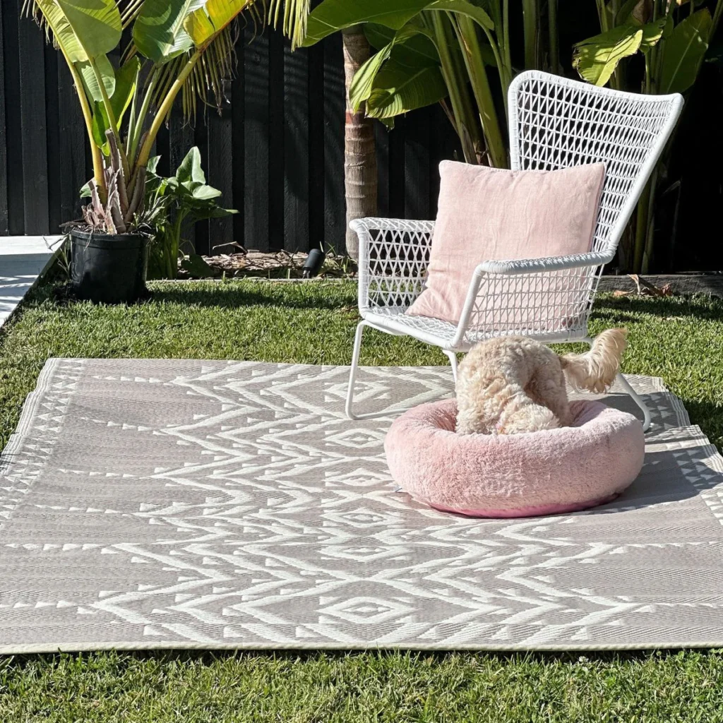 Plastic Outdoor Rugs